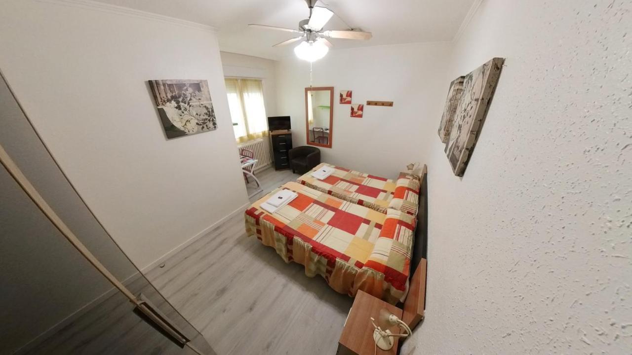 Pension Pamplonabeds Exterior foto
